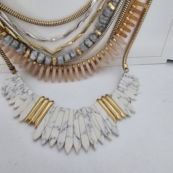 New in original box Stella & Dot Ezra statement necklace - Picture 5 of 14